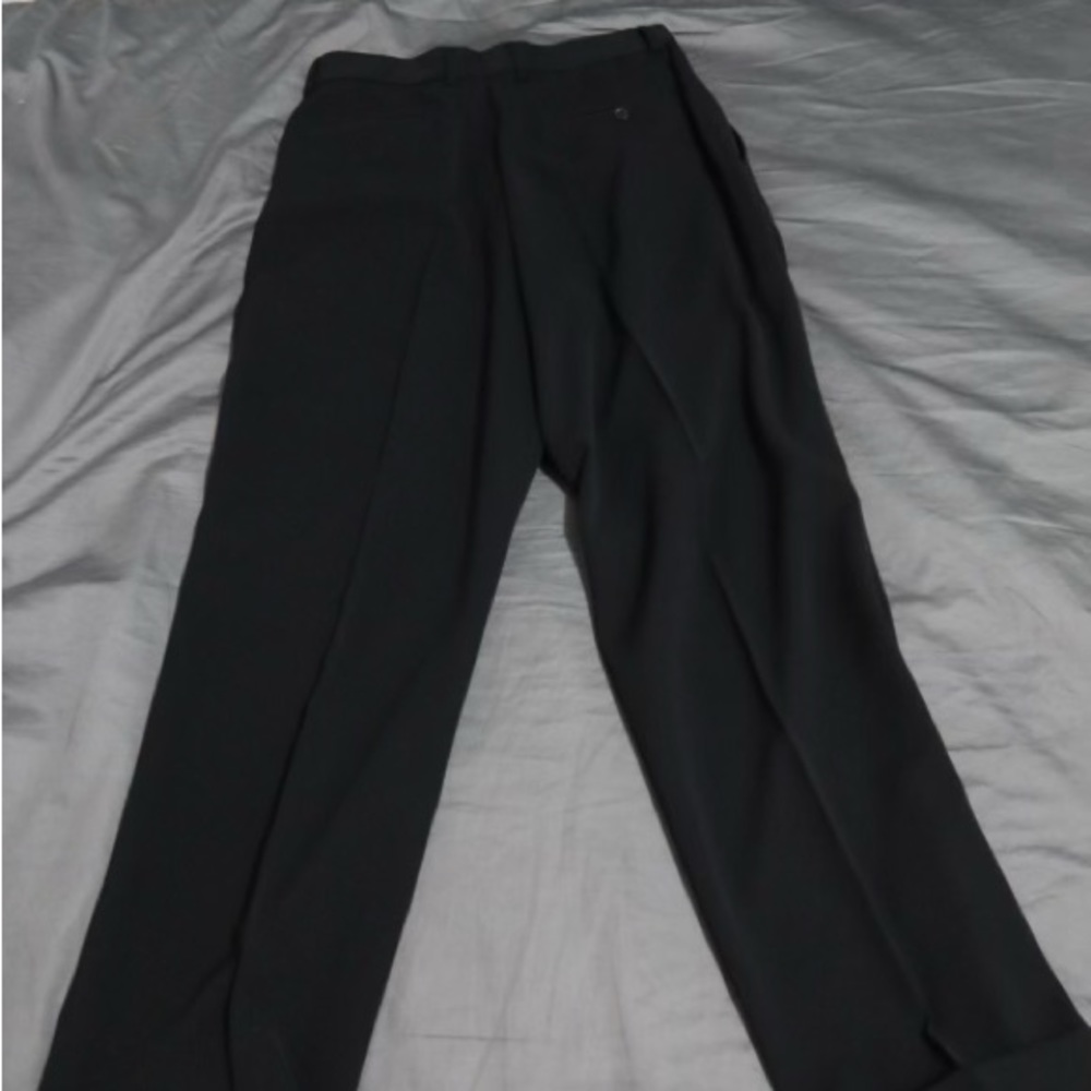 Black Men’s Dress Pants. 32/30. Claiborne.